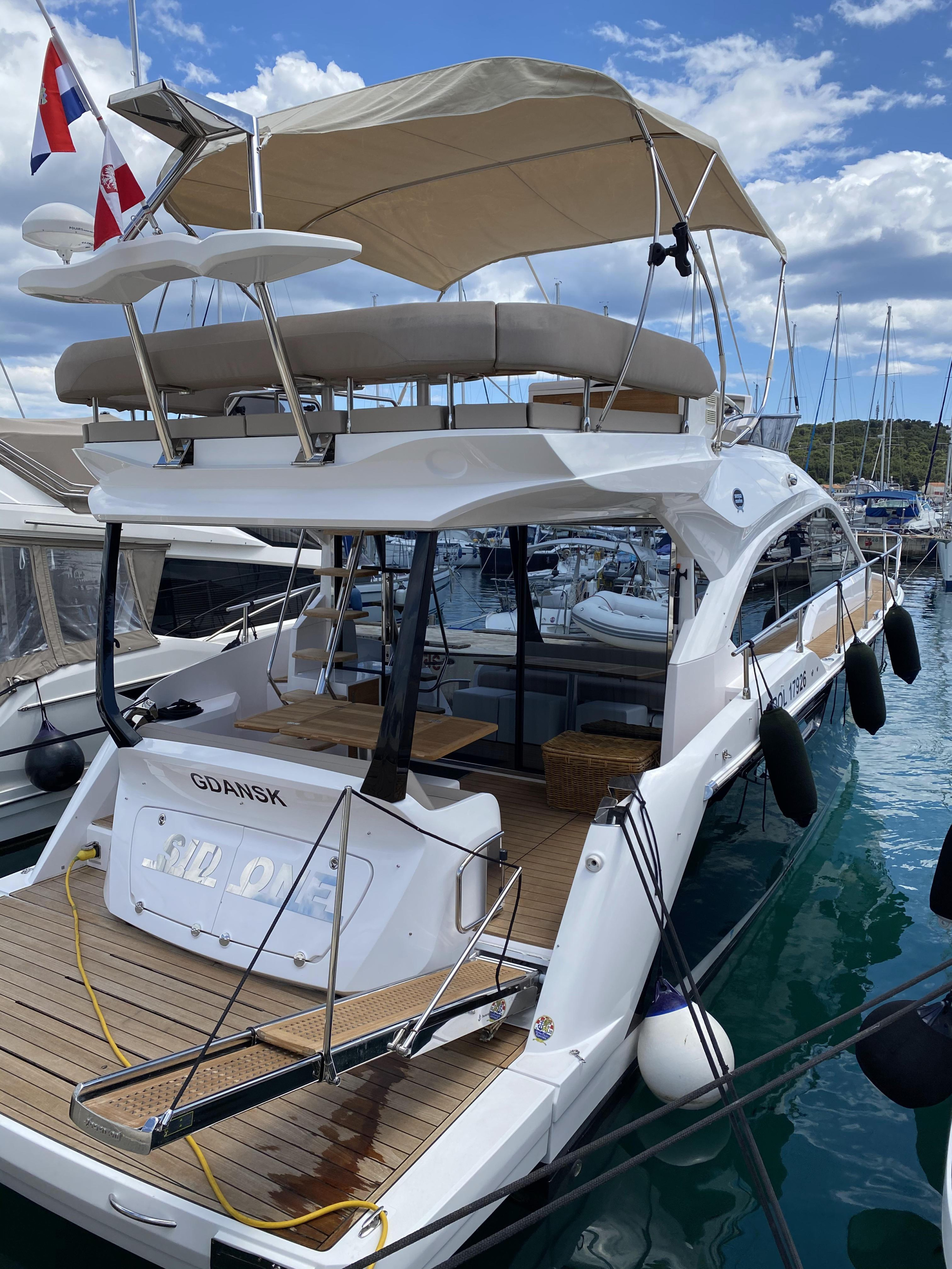 Sessa Fly 47 — photo 4