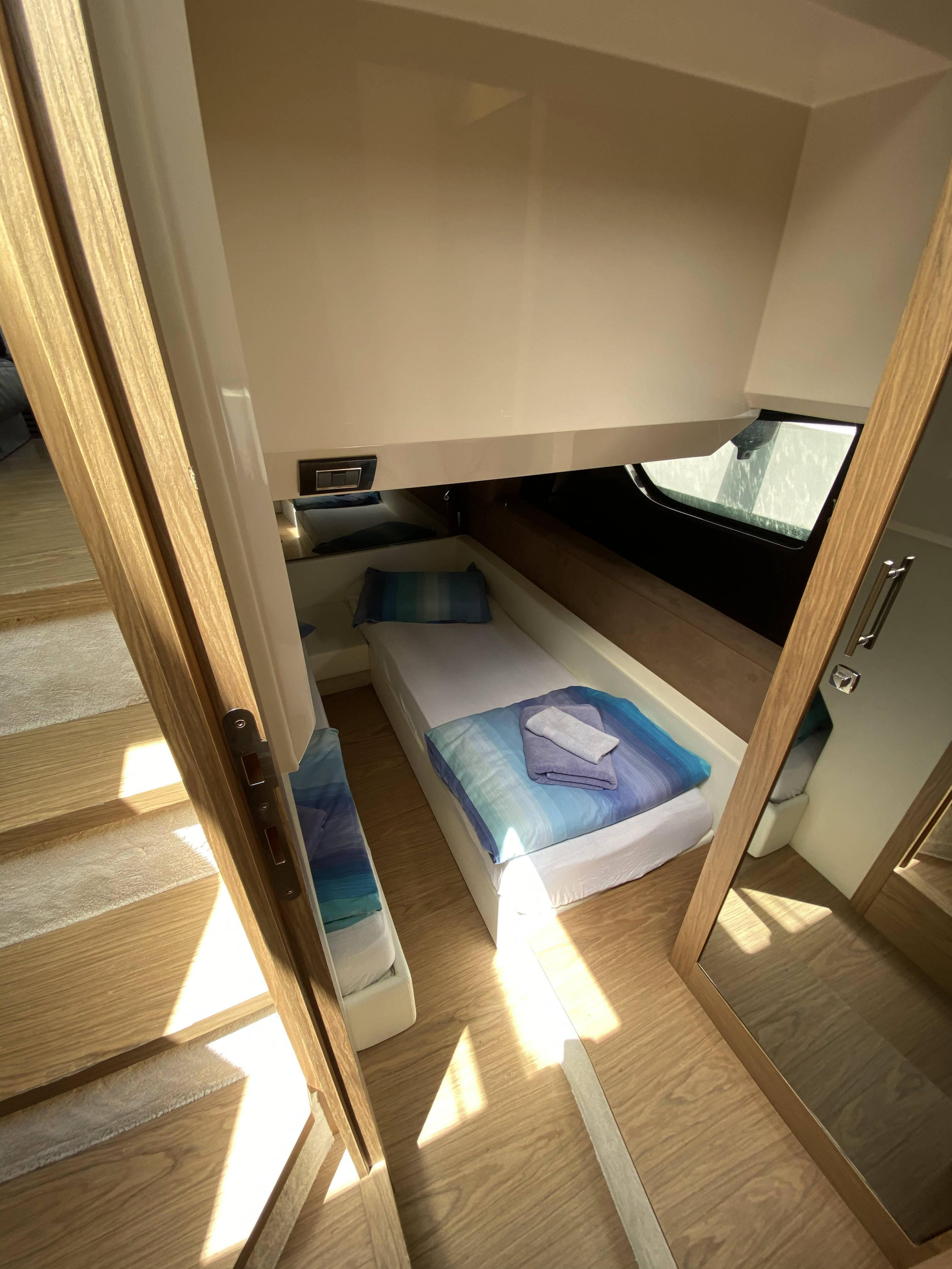Sessa Fly 47 — photo 36