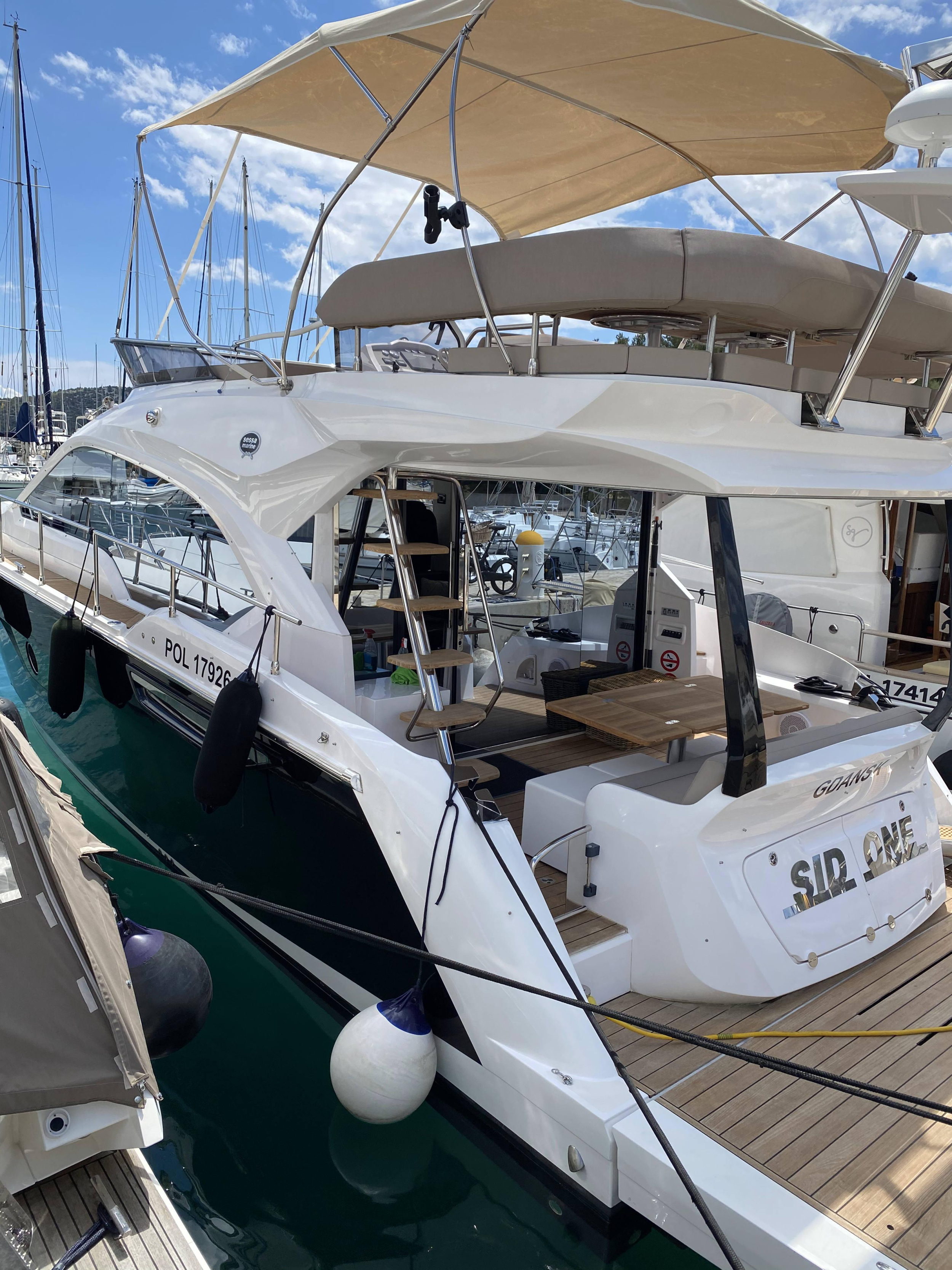Sessa Fly 47 — photo 27