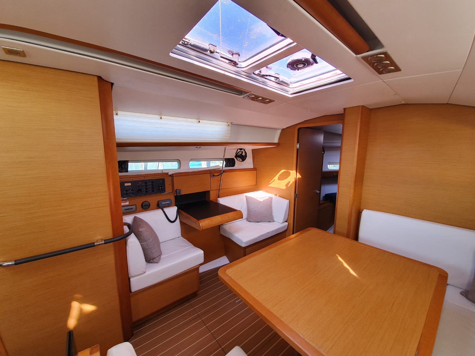 Jeanneau Sun Odyssey 409 — photo 14