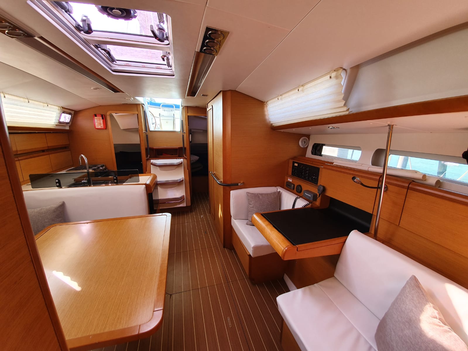 Jeanneau Sun Odyssey 409 — photo 21