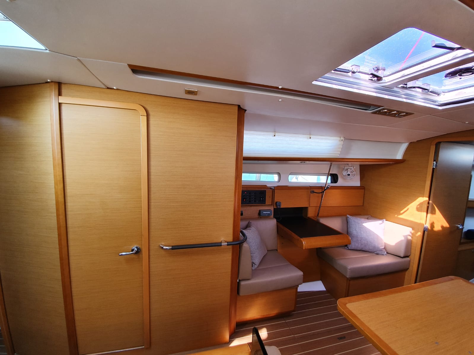 Jeanneau Sun Odyssey 409 — photo 21