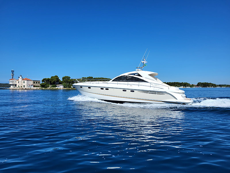 Fairline Targa 52 GT — photo 15