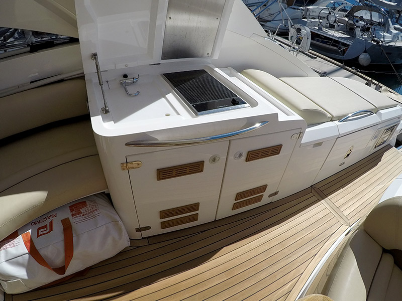 Fairline Targa 52 GT — photo 9