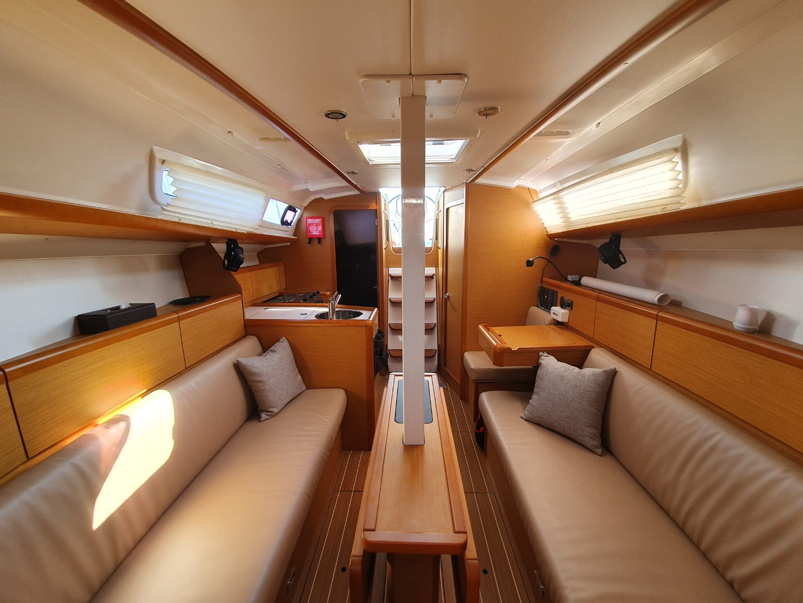 Sun Odyssey 33i — photo 17