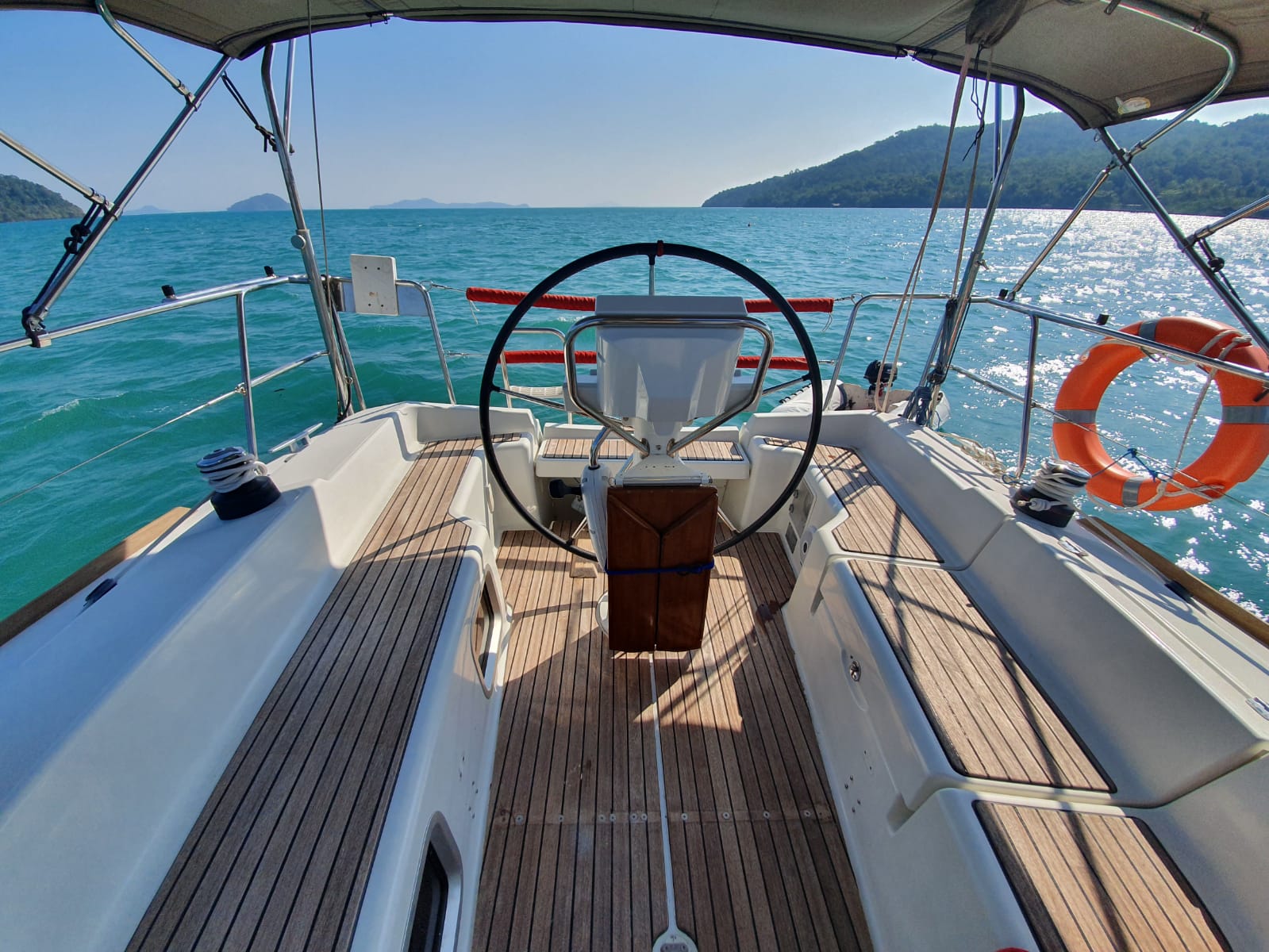Sun Odyssey 33i — photo 13