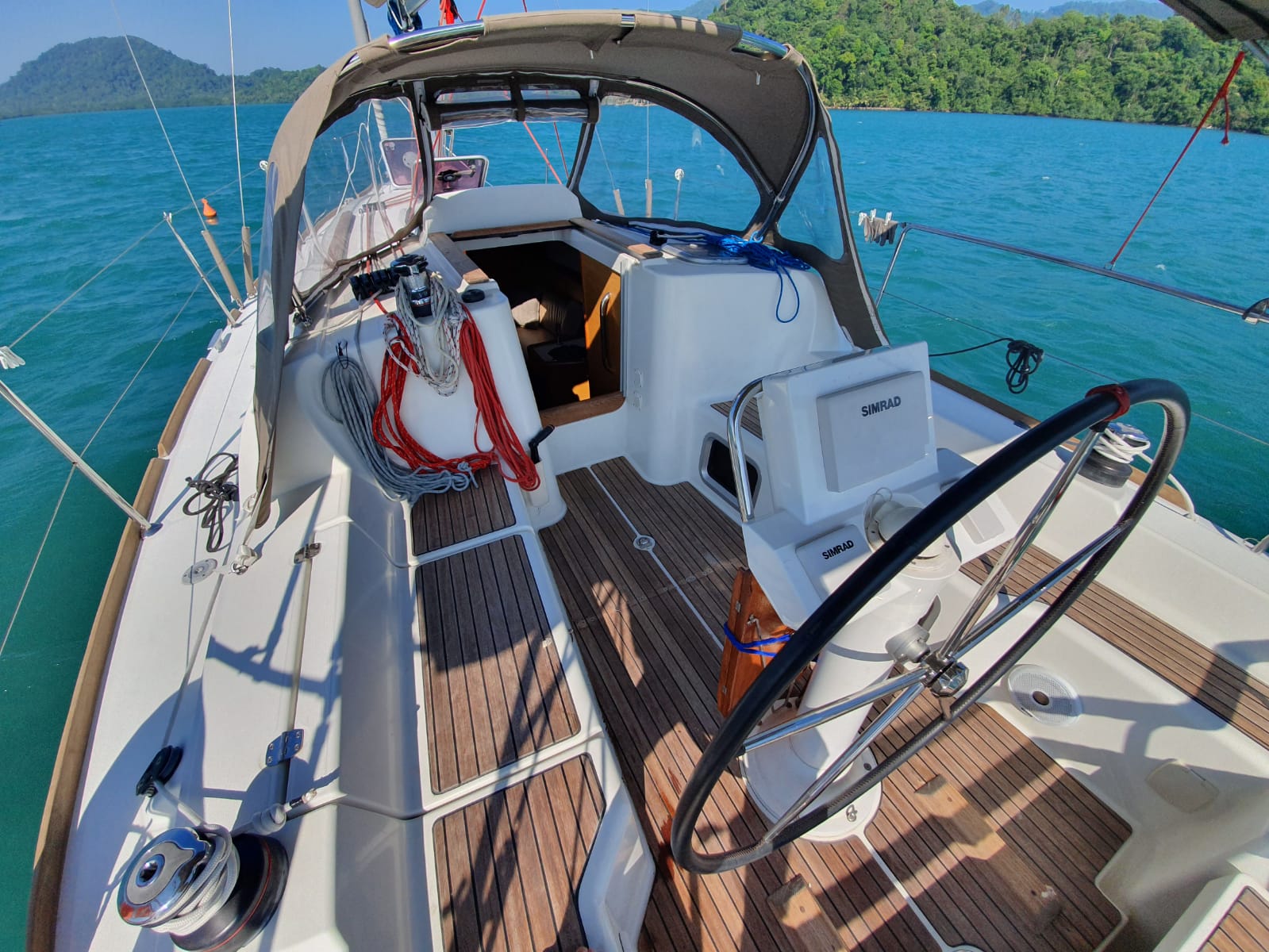 Sun Odyssey 33i — photo 11