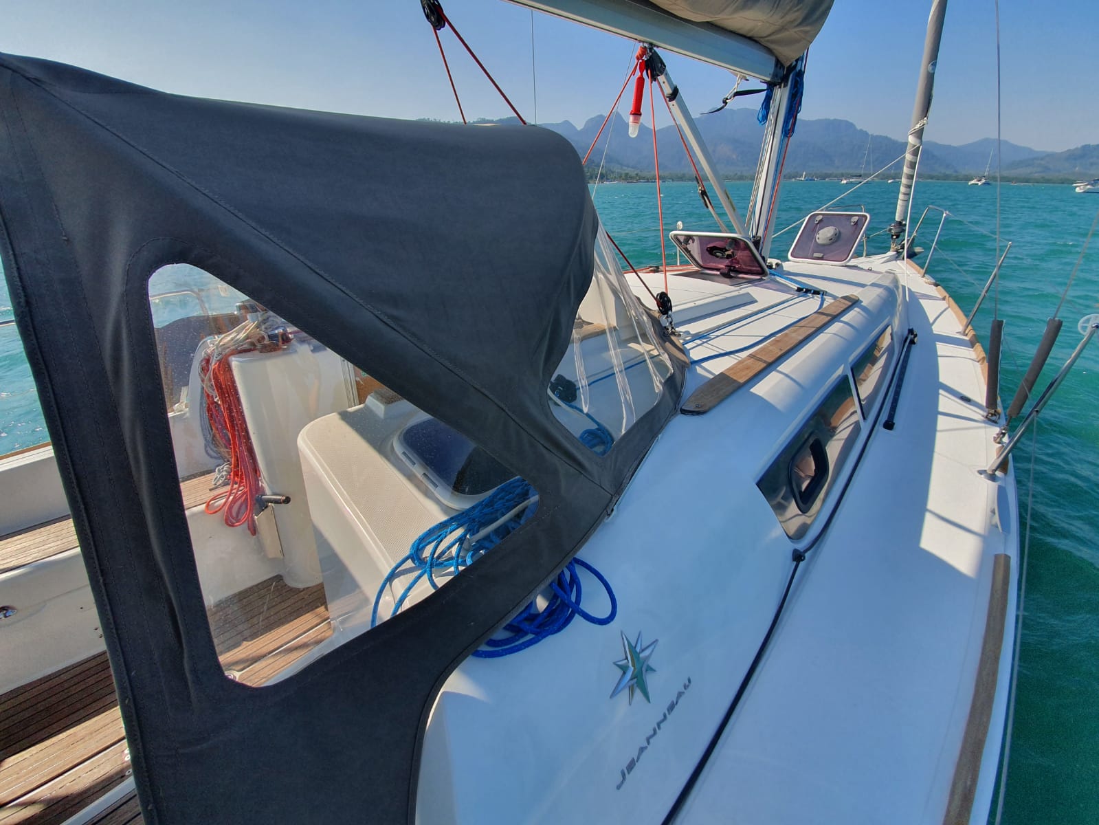 Sun Odyssey 33i — photo 9