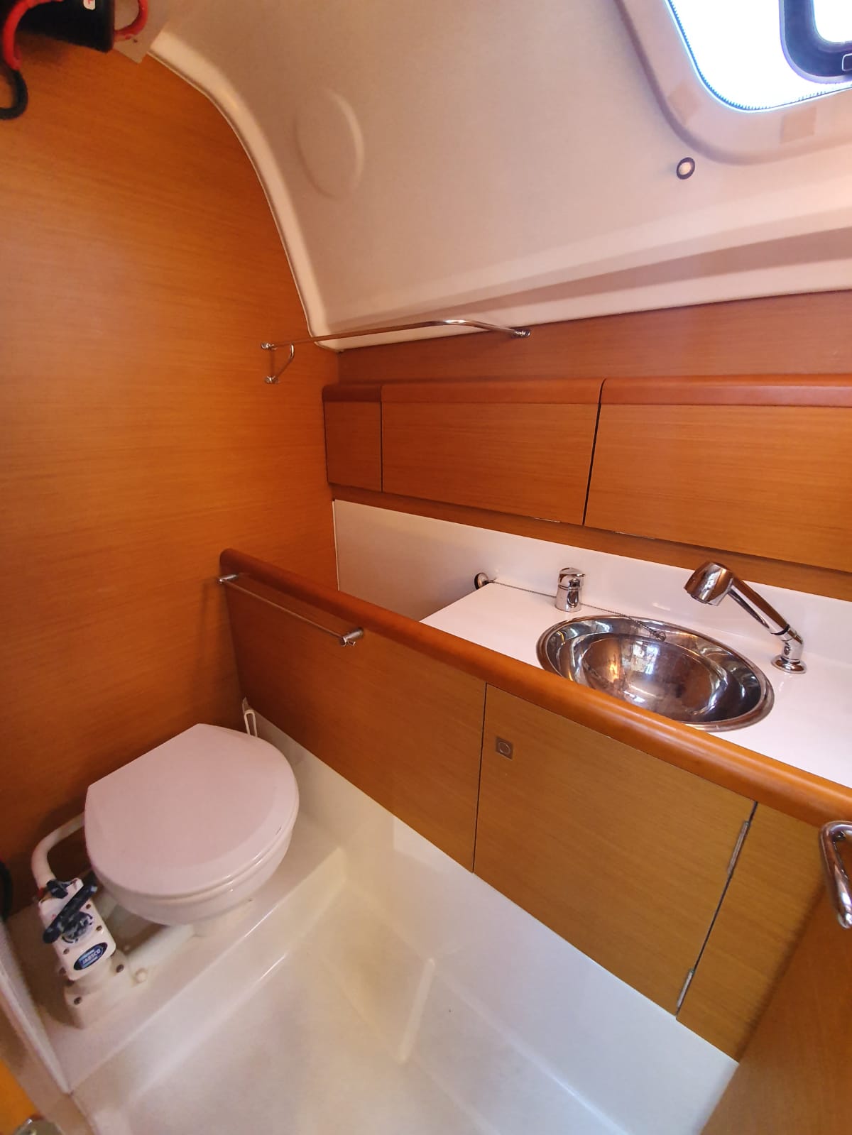 Sun Odyssey 33i — photo 4