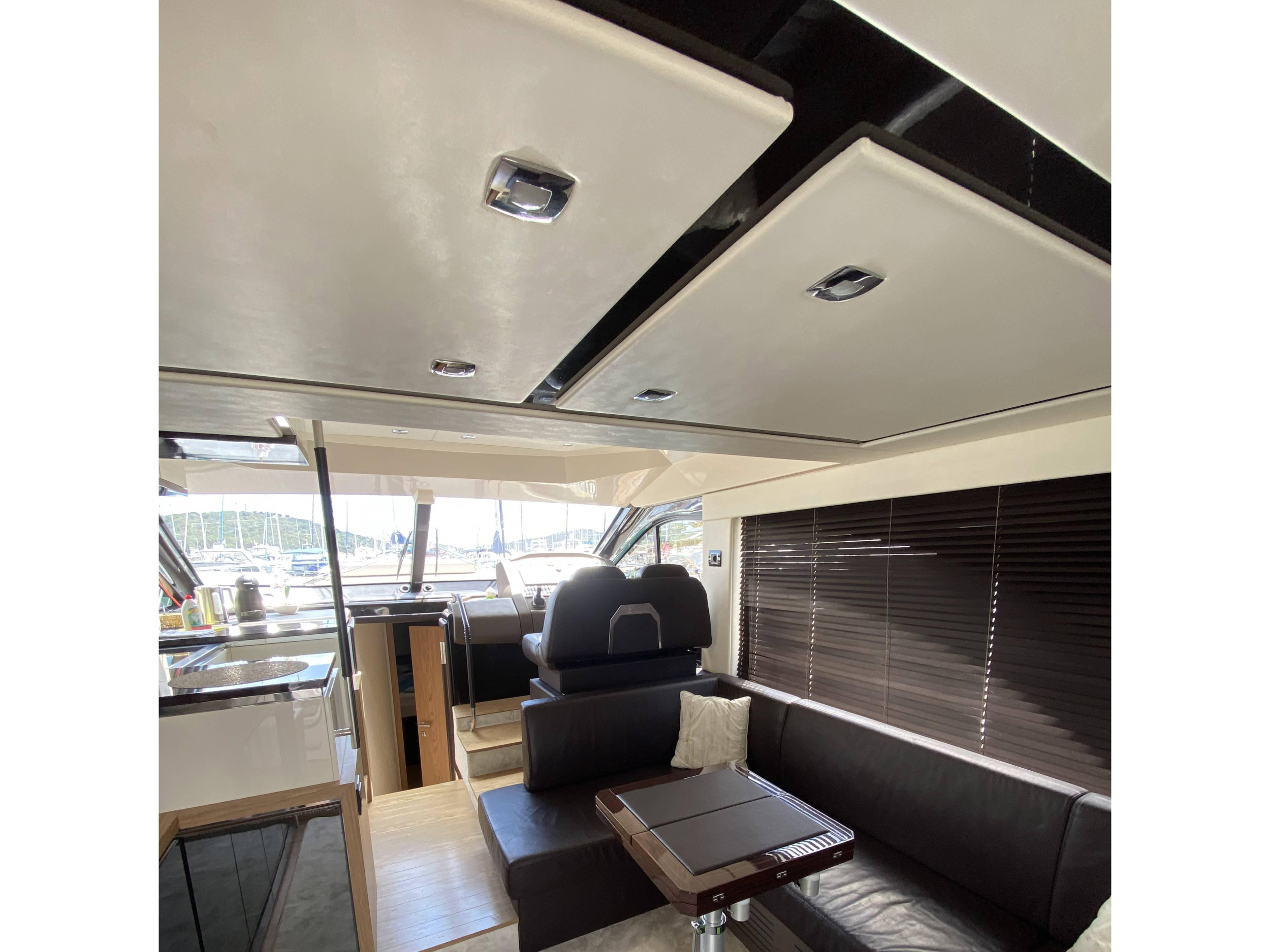 Sessa Fly 47 — photo 8
