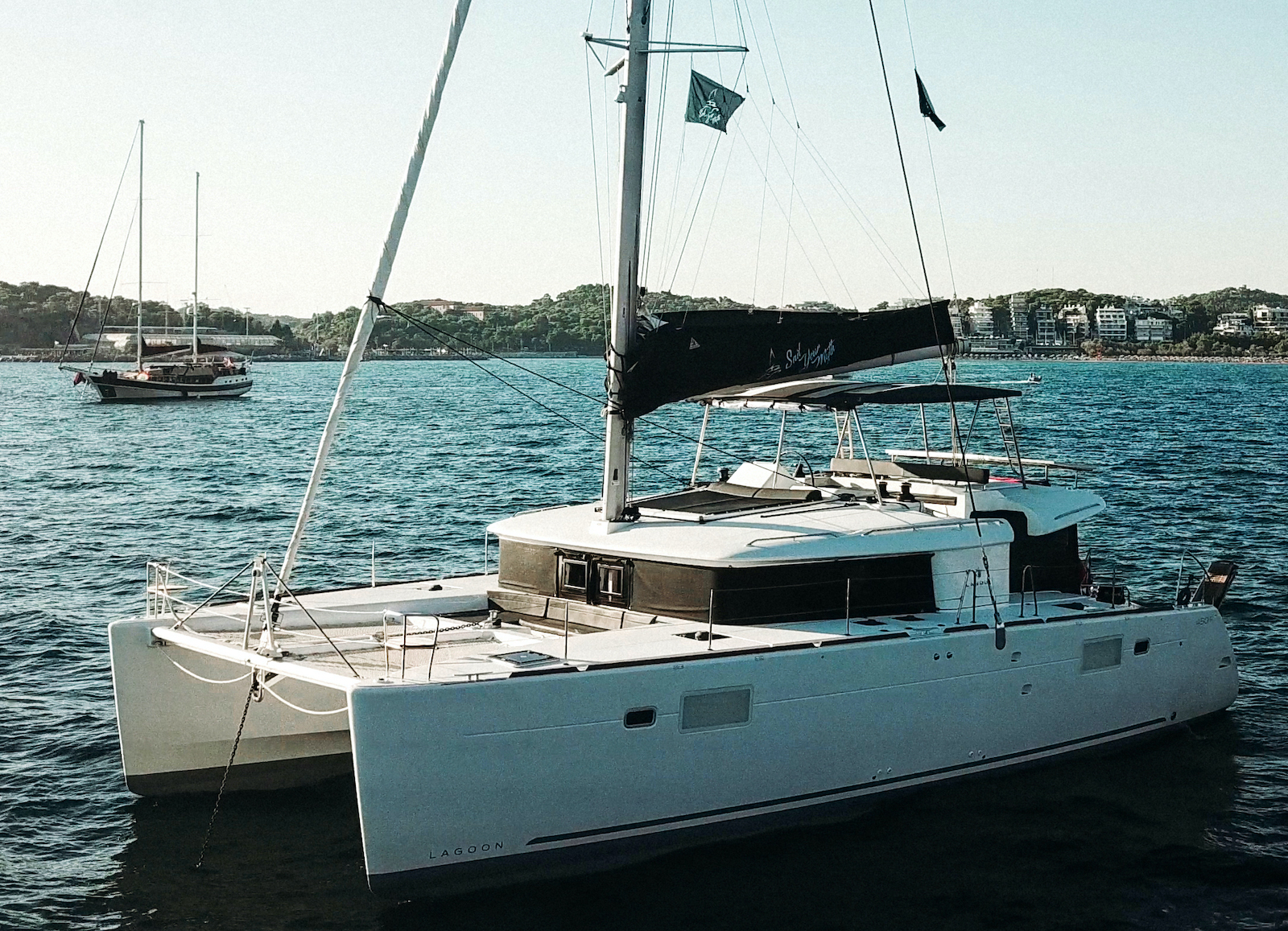 Lagoon 450 Flybridge — photo 11