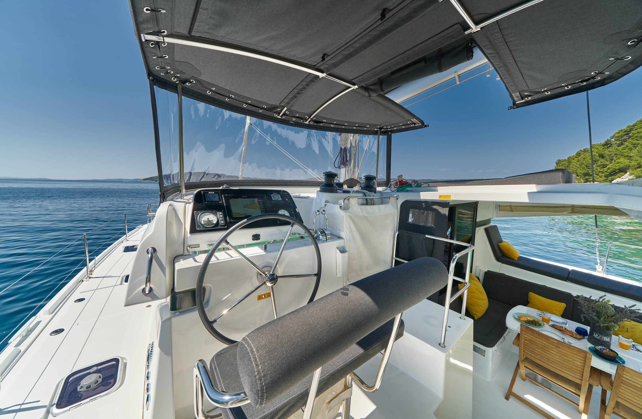 Lagoon 42 — photo 15