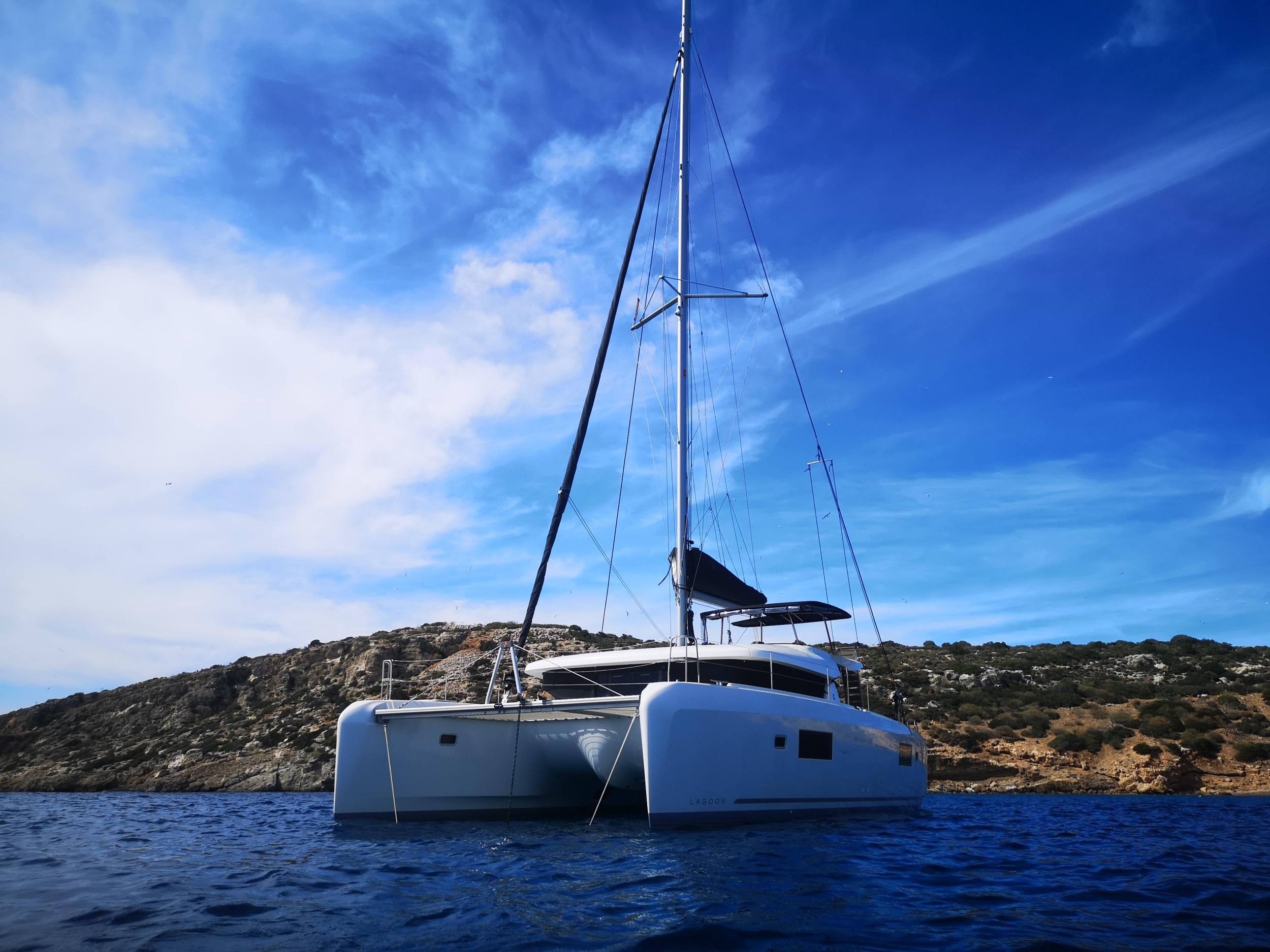 Lagoon 42 — photo 25