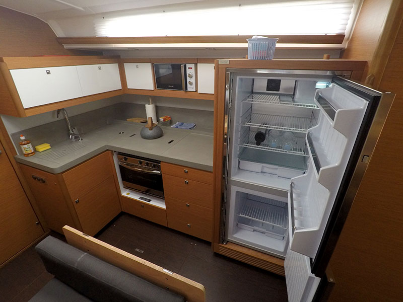 Dufour 470 GL — photo 19