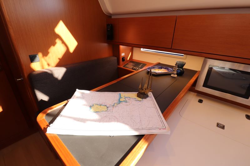 Bavaria Cruiser 51 — photo 7