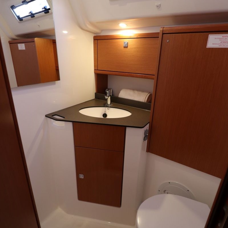 Bavaria Cruiser 51 — photo 6