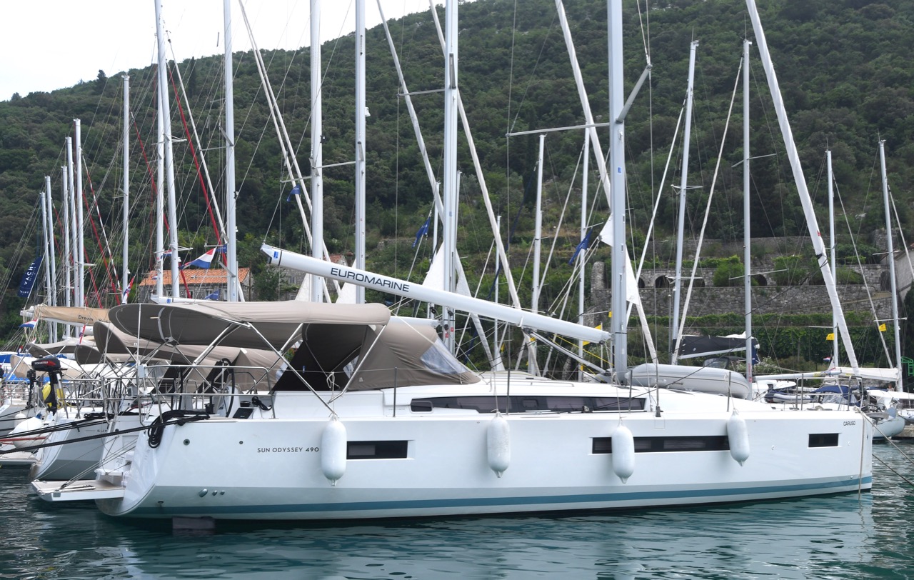 Sun Odyssey 490 "LUXE" — photo 9