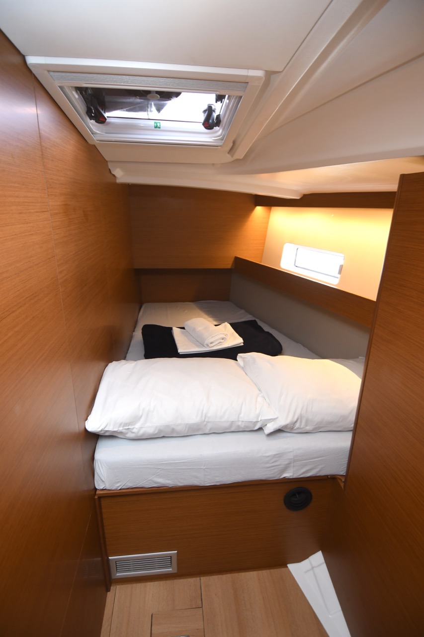 Sun Odyssey 490 "LUXE" — photo 10