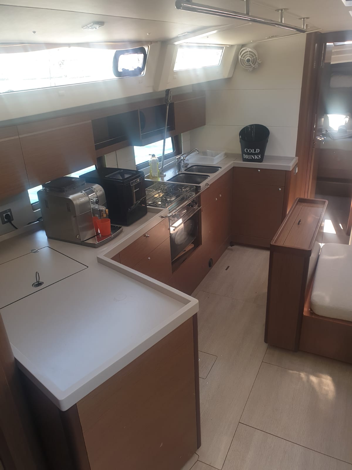 Oceanis 46.1 — photo 8