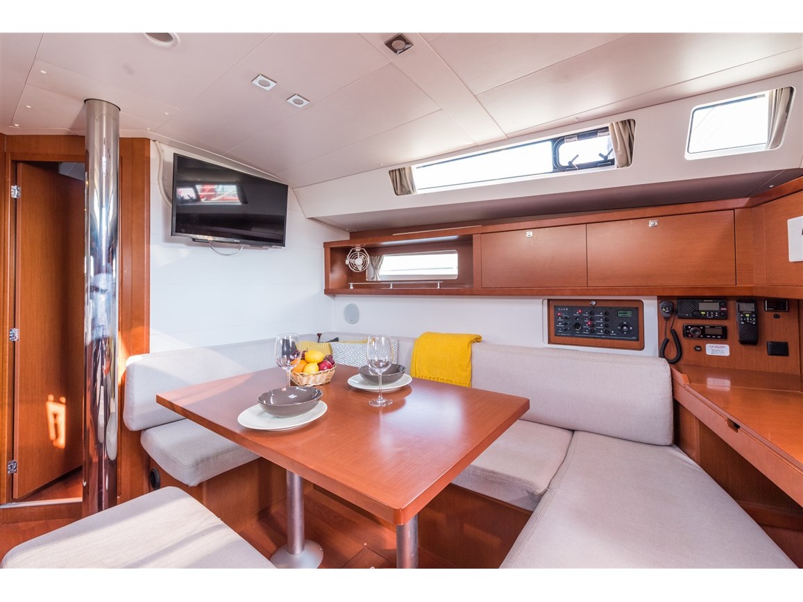 Oceanis 45 — photo 10