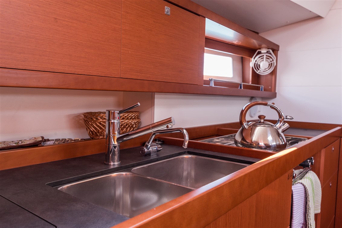 Oceanis 45 — photo 5