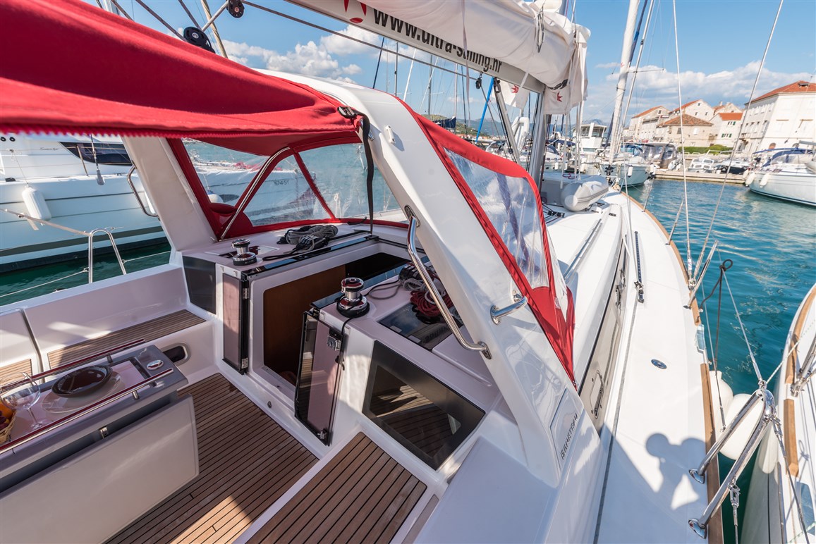Oceanis 45 — photo 19