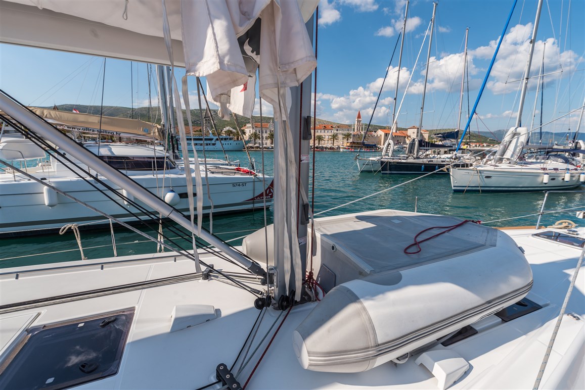 Oceanis 45 — photo 22