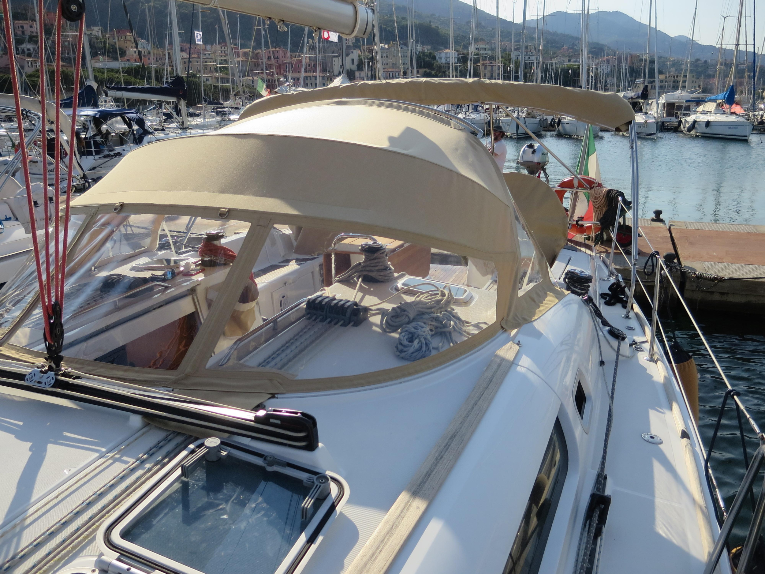 Sun Odyssey 45 (webasto) — photo 4