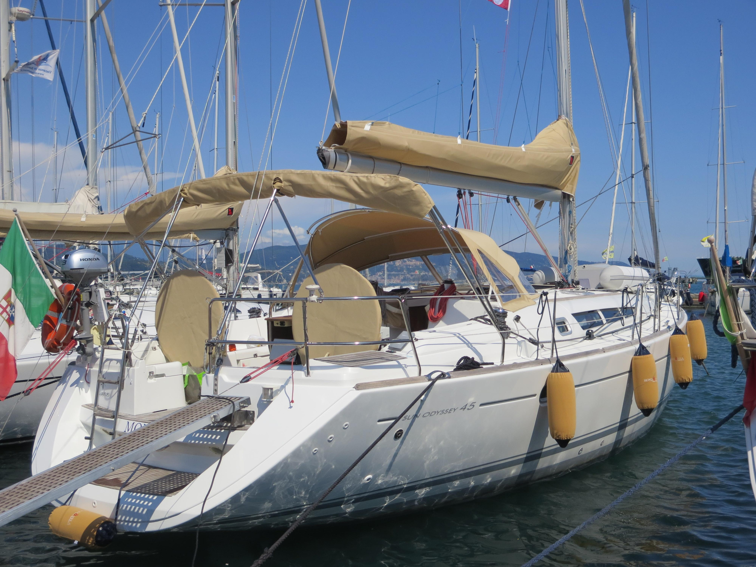 Sun Odyssey 45 (webasto) — photo 7