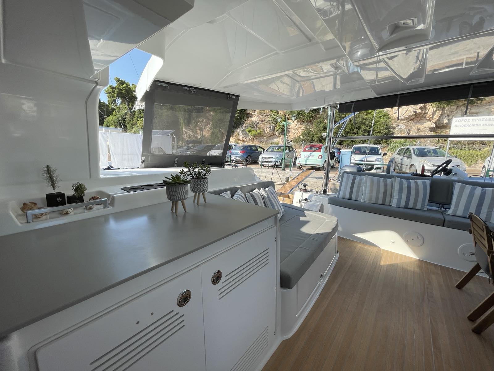 Lagoon 46 — photo 25