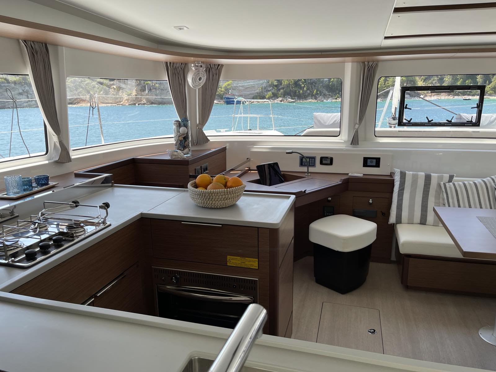 Lagoon 46 — photo 20