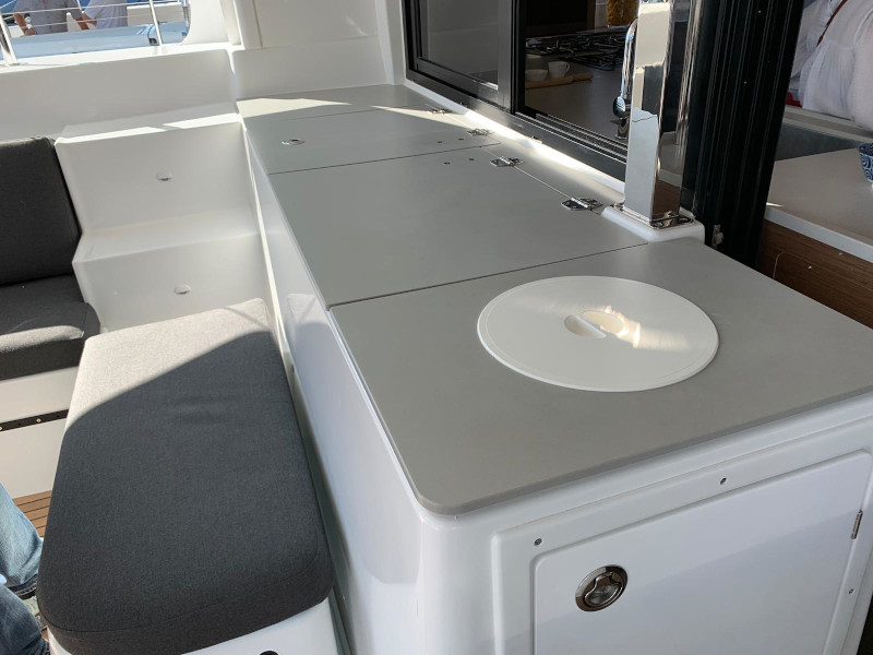 Lagoon 46 — photo 15