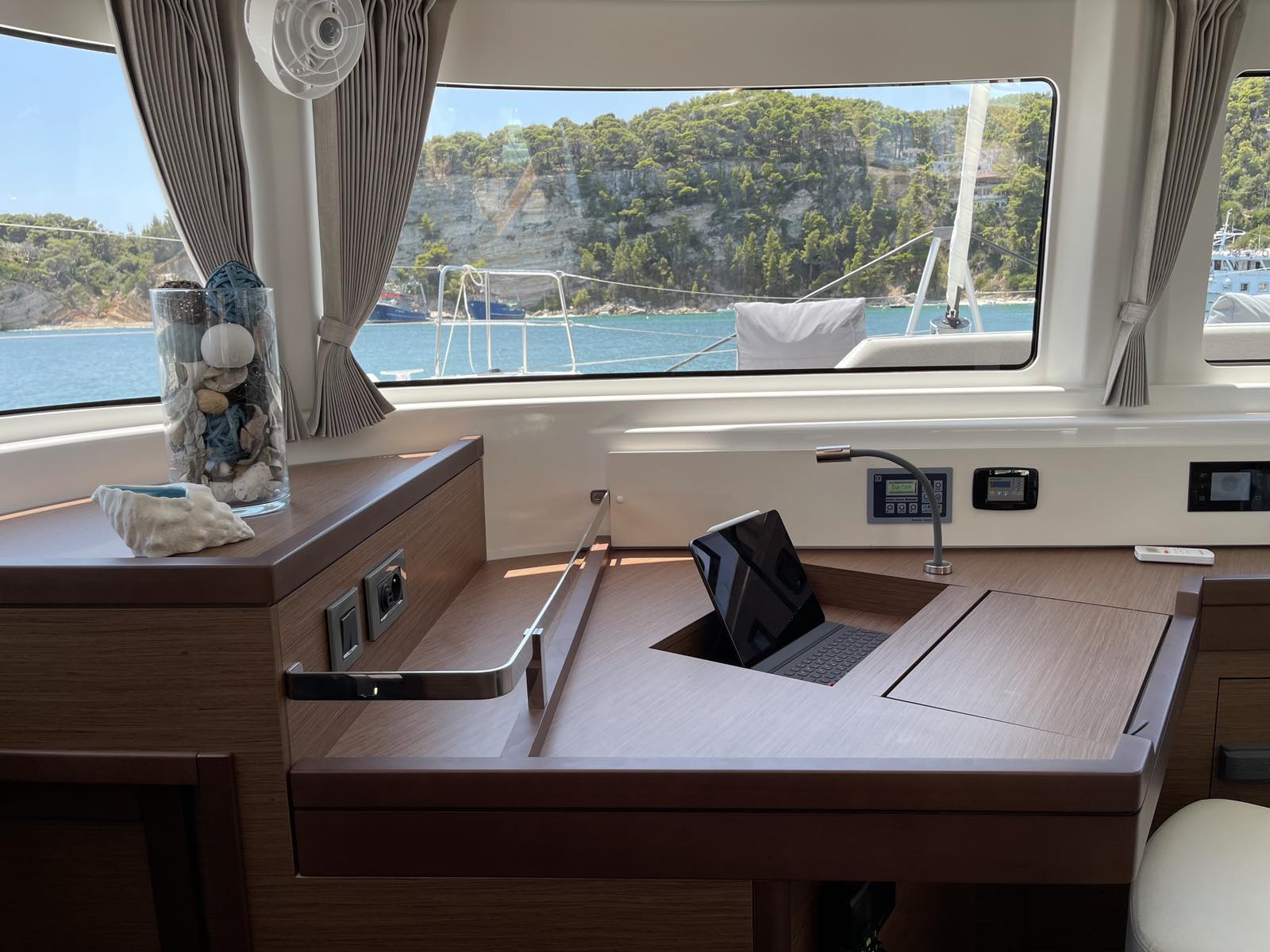 Lagoon 46 — photo 16