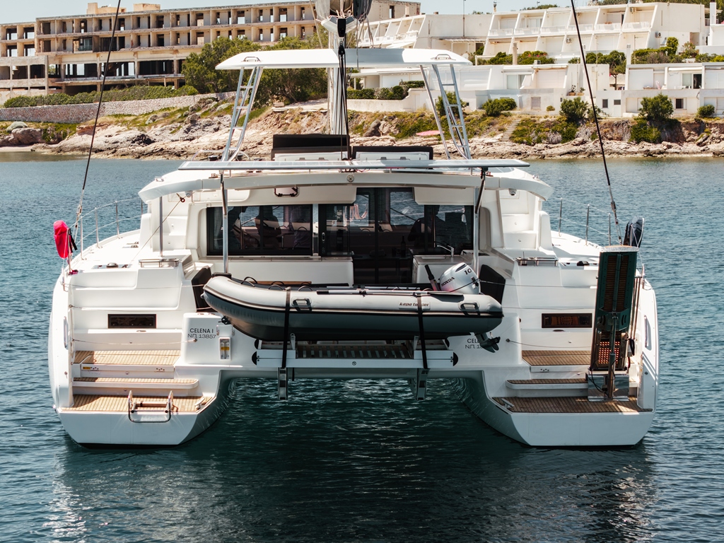 Lagoon 43 — photo 12