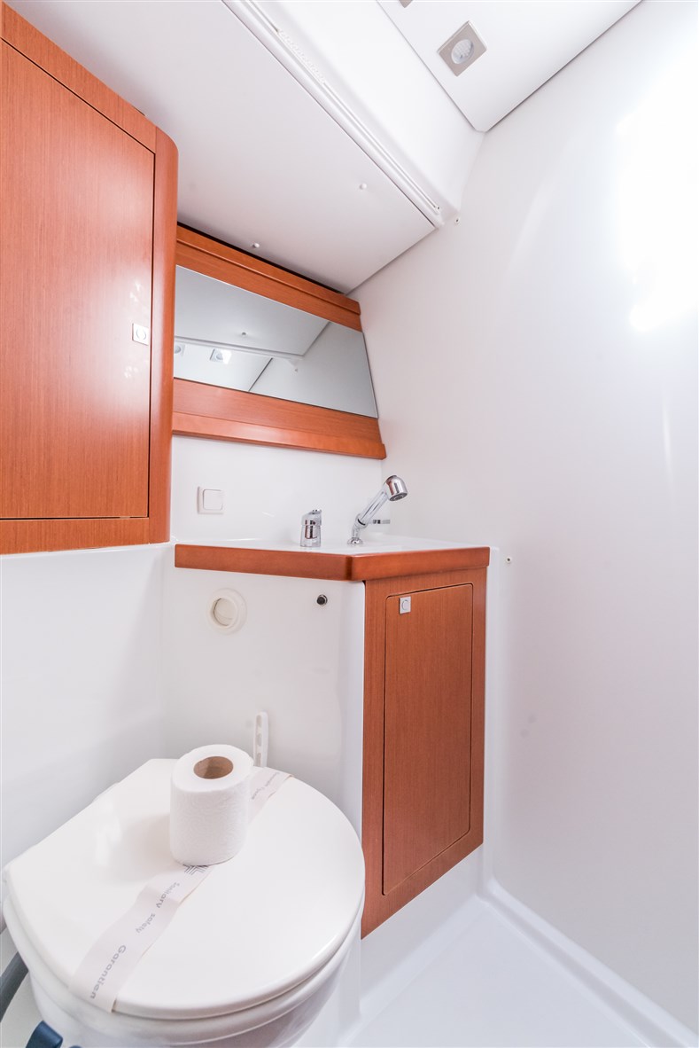 Oceanis 48 — photo 23