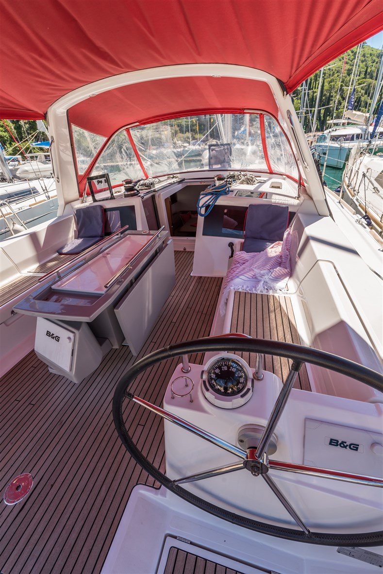 Oceanis 48 — photo 3