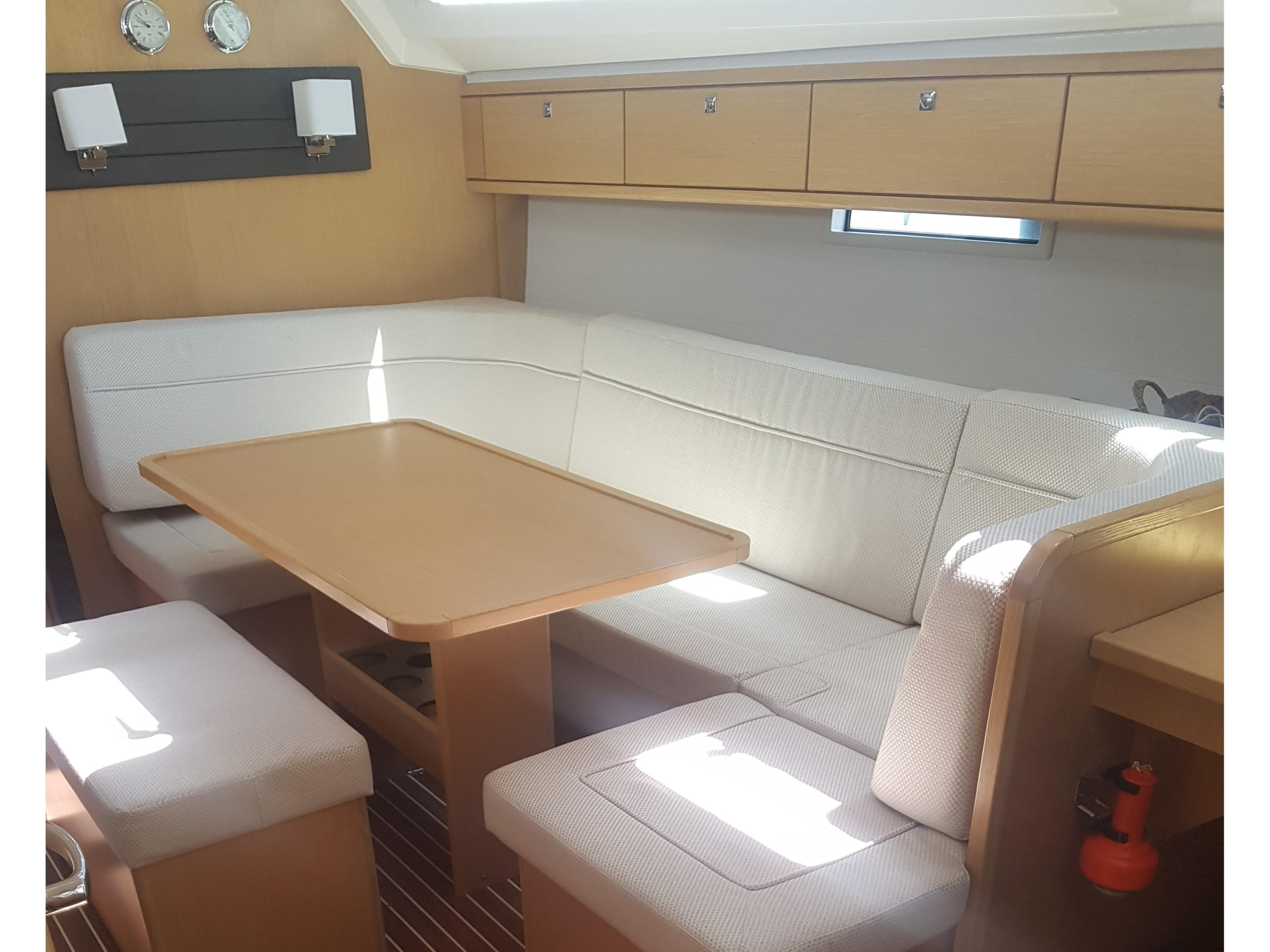 Bavaria Cruiser 41 — photo 7