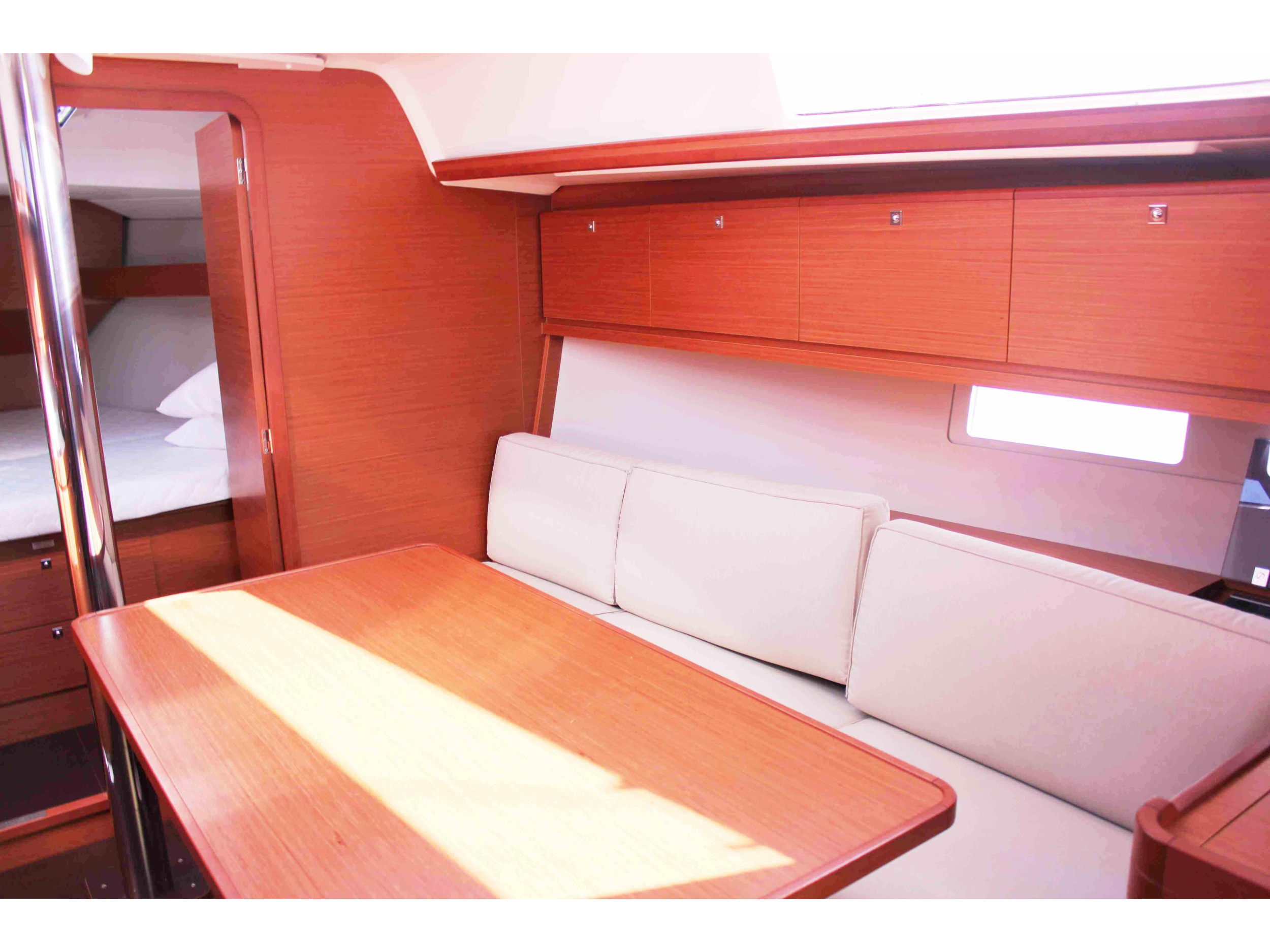 Dufour 382 GL — photo 2