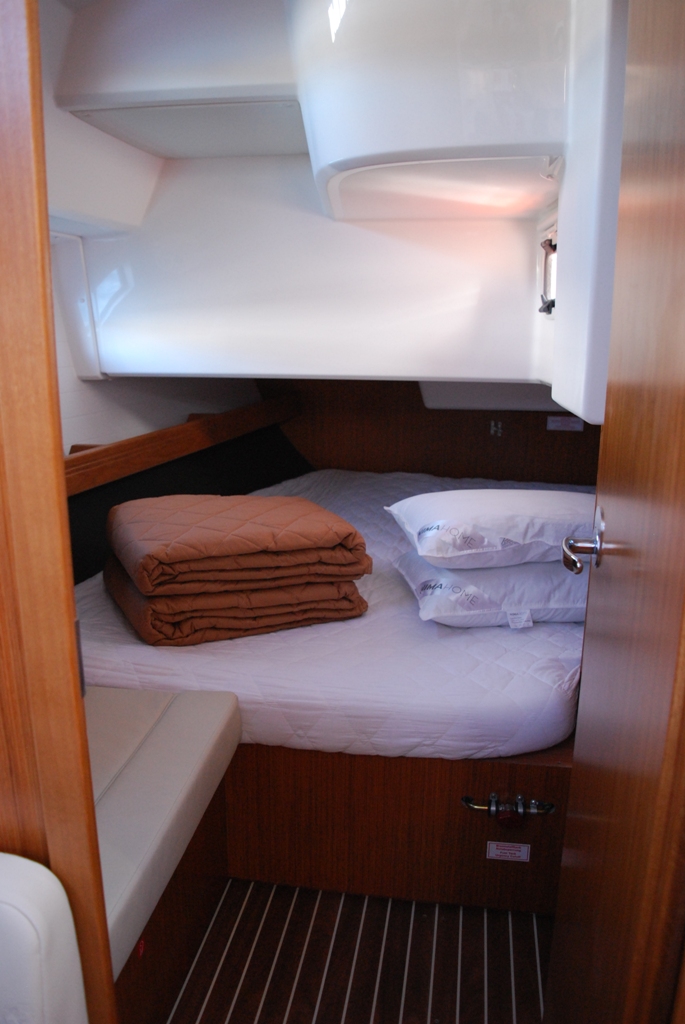 Bavaria Cruiser 41 — photo 6