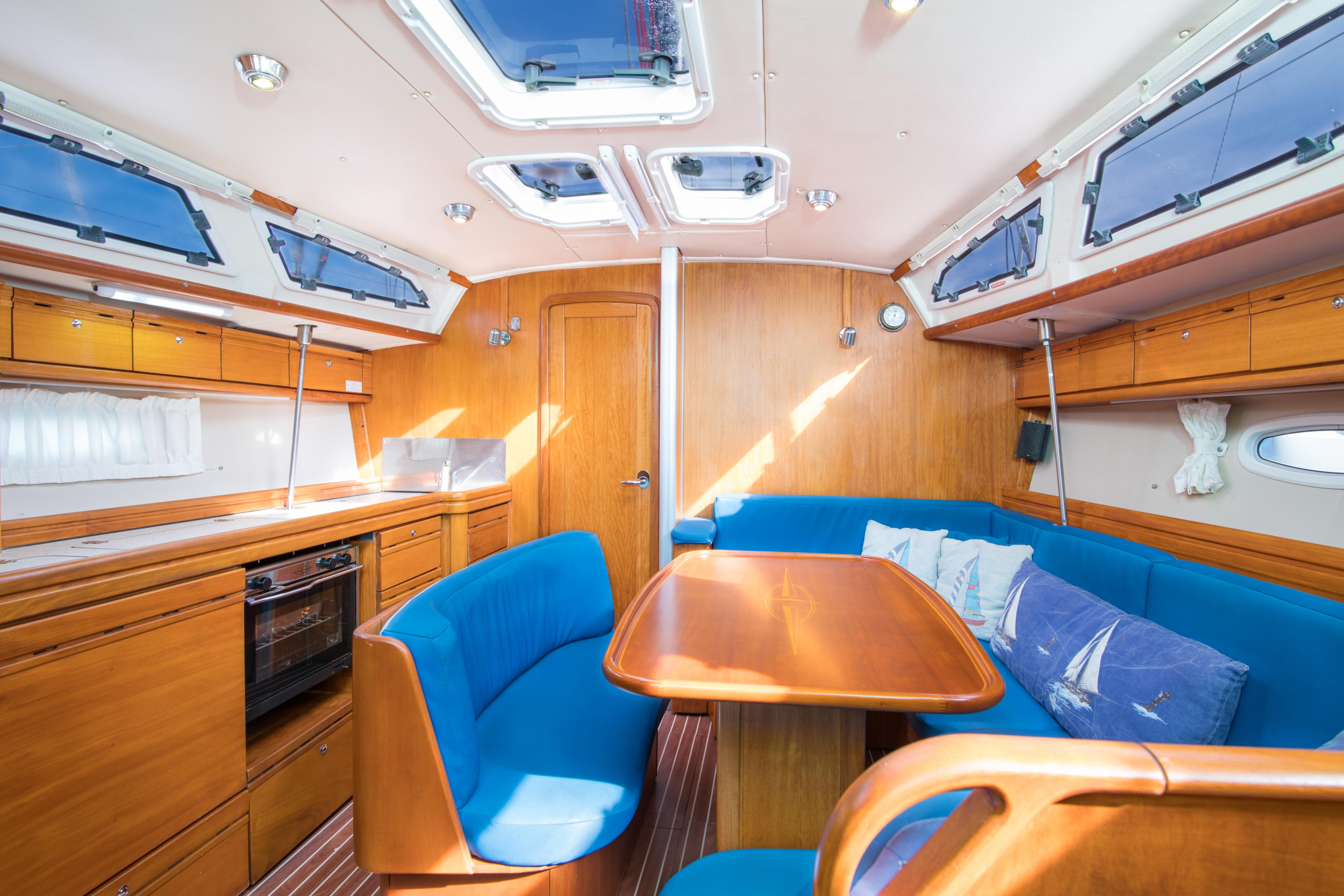 Bavaria 40 Cruiser — photo 4