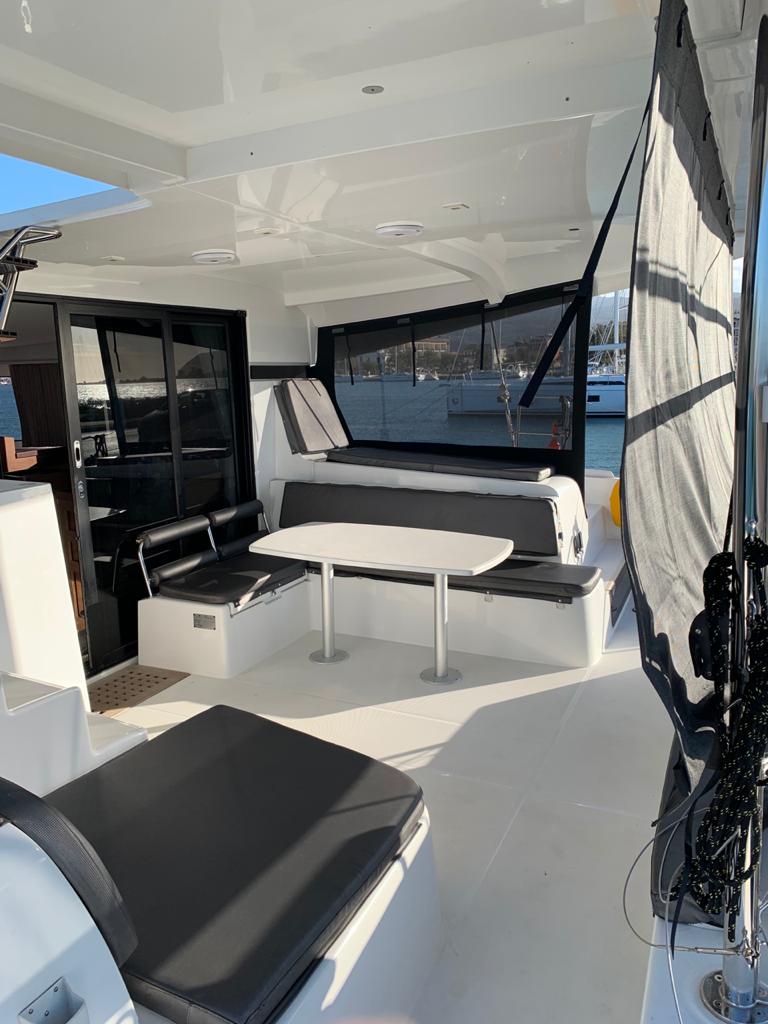 Lagoon 42 — photo 14