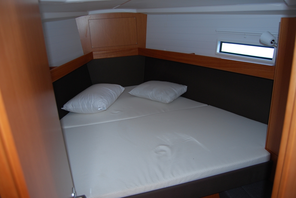 Bavaria Cruiser 37 — photo 3