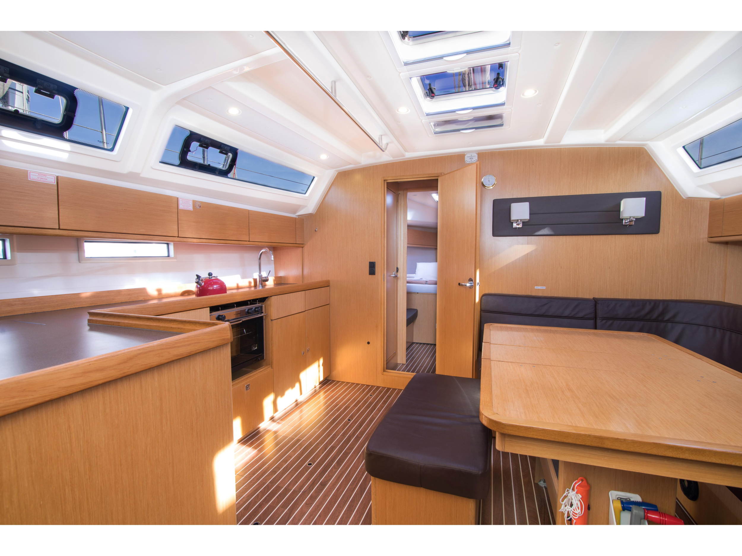 Bavaria Cruiser 46 — photo 6