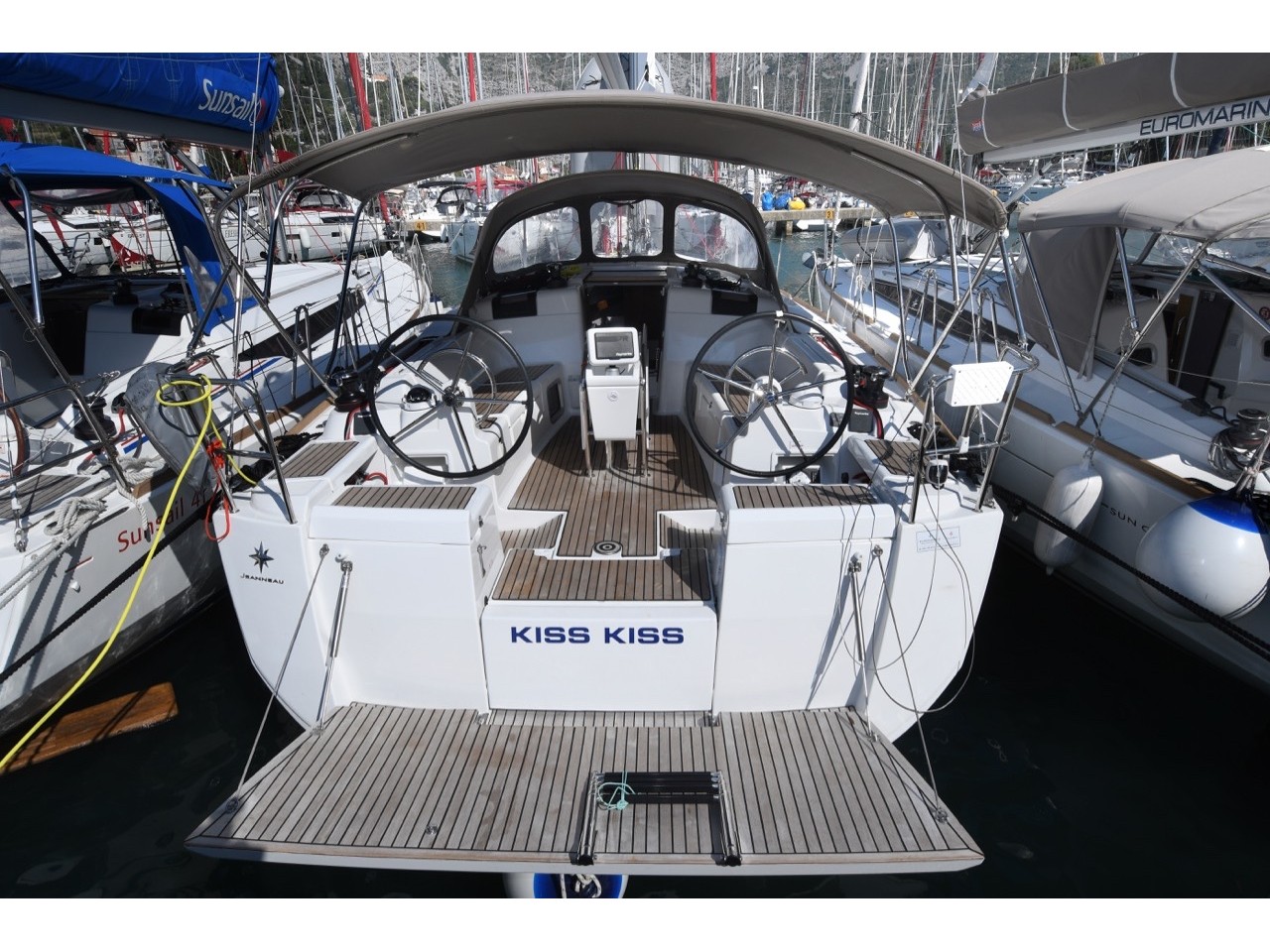 Sun Odyssey 419 — photo 1