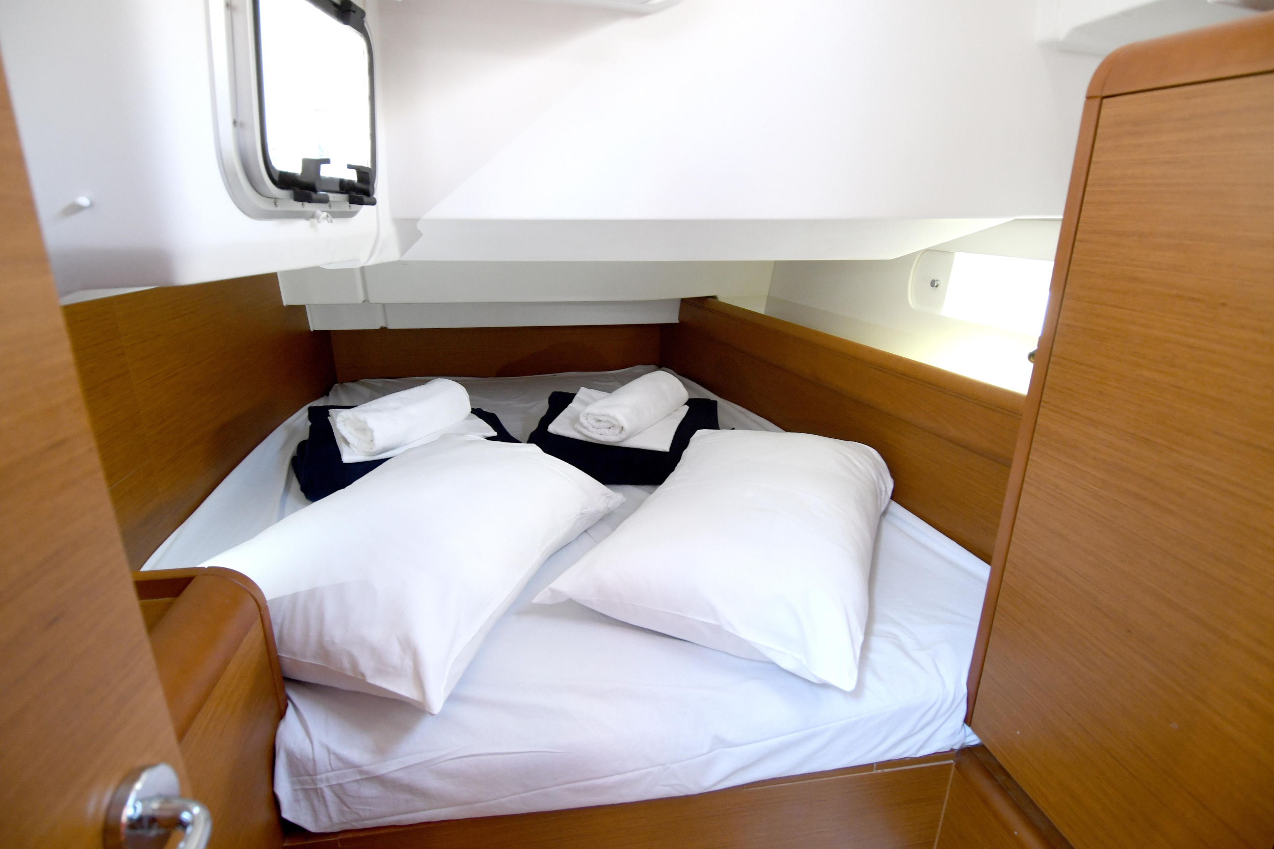 Sun Odyssey 419 — photo 13