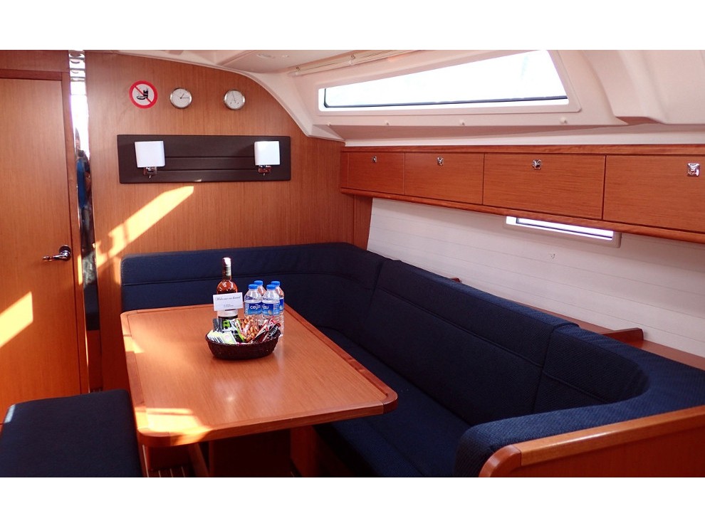 Bavaria Cruiser 41 — photo 8