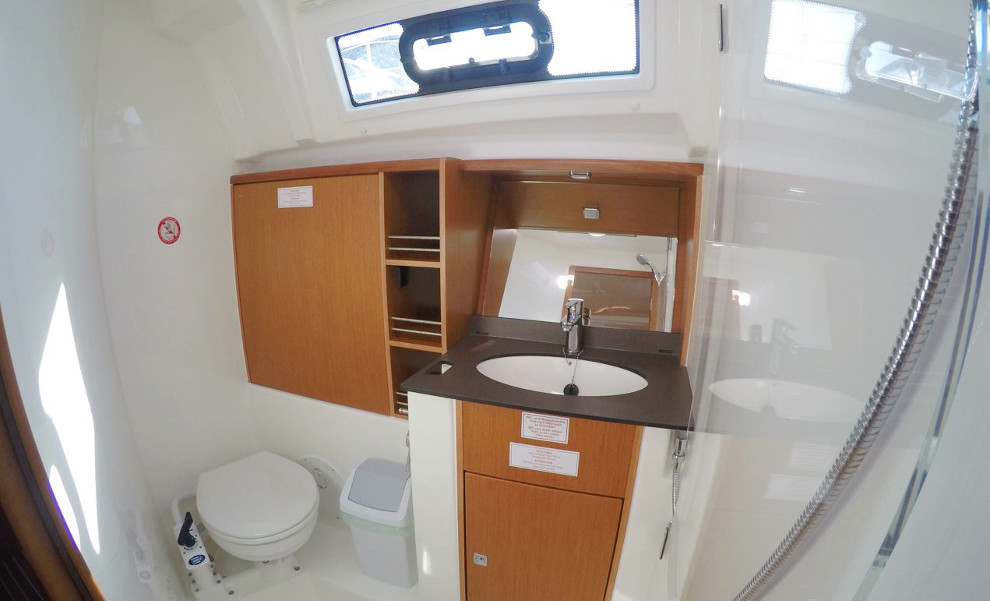 Bavaria Cruiser 41 — photo 2