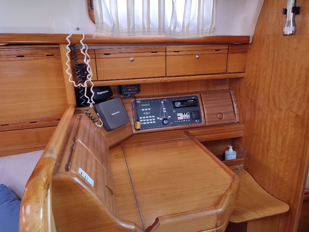 Bavaria 37 Cruiser — photo 7