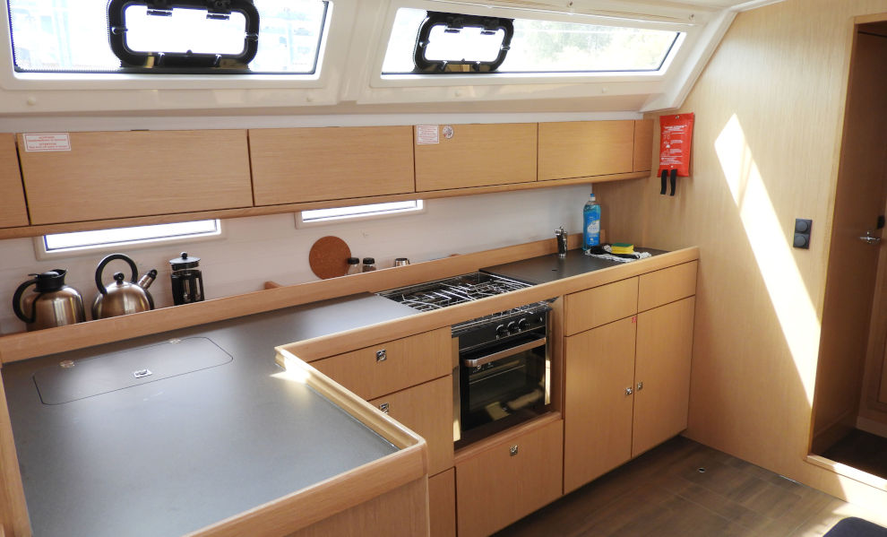 Bavaria Cruiser 46 — photo 7