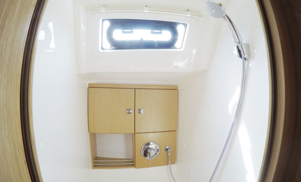 Bavaria Cruiser 46 — photo 9